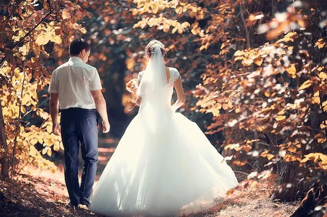budget wedding fall 640