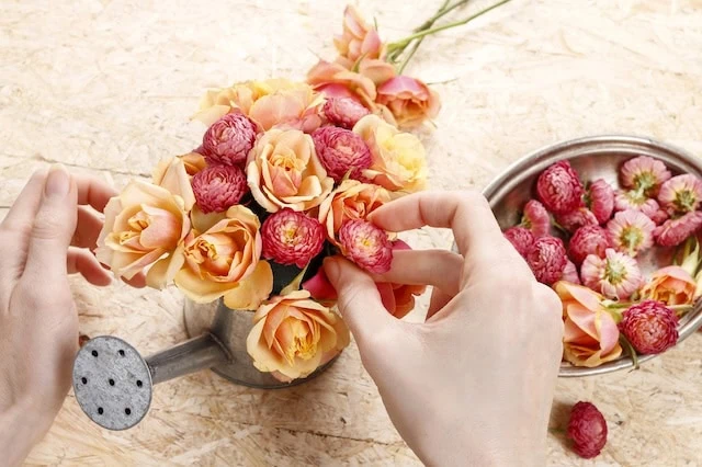 budget wedding flower decor 640