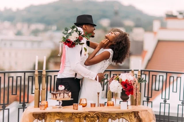 budget wedding rooftop frugal fancy 640