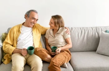 retirement coffee living room couple 1200