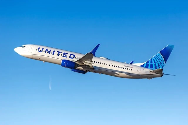 united airlines plane travel military discount 640